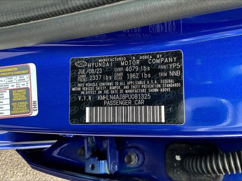 Certified 2023 Hyundai Elantra Limited FWD image 18