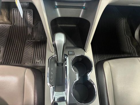 Used 2012 Chevrolet Equinox LT FWD image 14