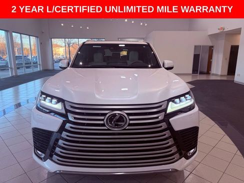 Certified 2022 Lexus LX 600 4WD w/ Luxury Package image 2