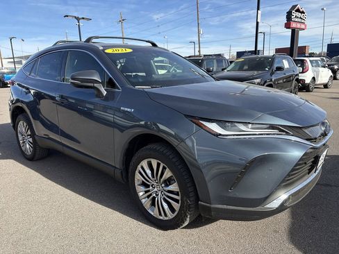 Used 2021 Toyota Venza image 7