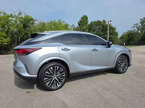 Used 2025 Lexus RX 350 Premium Plus w/ Convenience Package FWD image 3