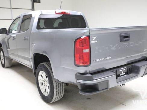Used 2022 Chevrolet Colorado LT RWD image 3