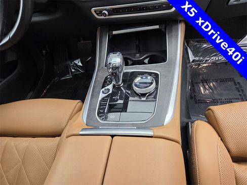 Used 2023 BMW X5 xDrive40i w/ Premium Package image 21