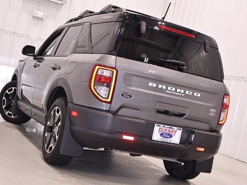 Certified 2024 Ford Bronco Sport Outer Banks w/ Tech Package AWD/4WD image 40