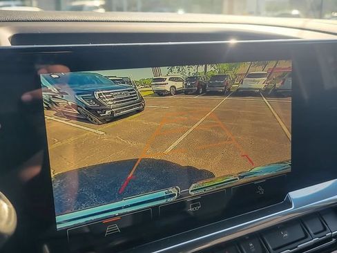 New 2026 GMC Sierra 1500 SLE w/ Preferred Package AWD/4WD image 15