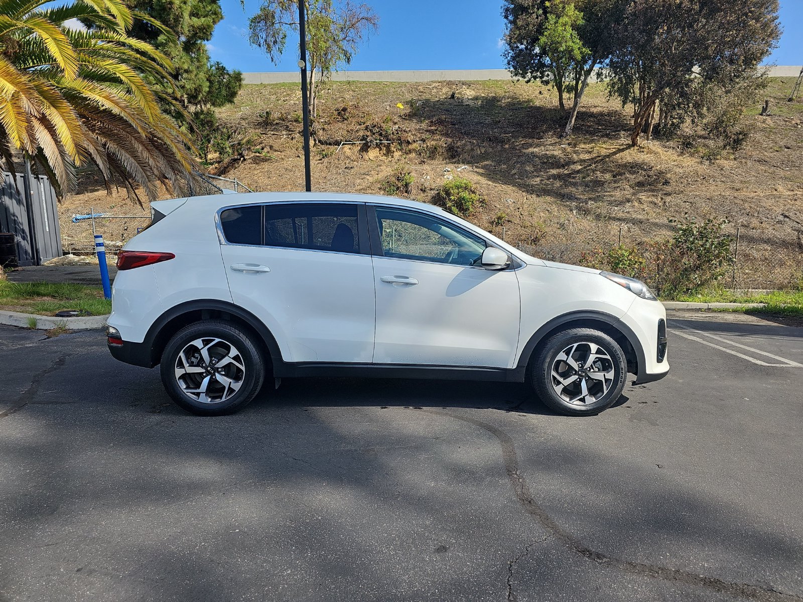 Used 2021 Kia Sportage LX FWD image 8