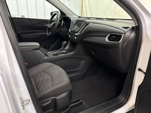 Used 2021 Chevrolet Equinox LT AWD/4WD image 26