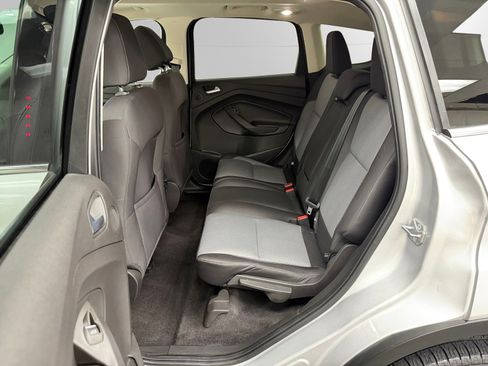 Used 2017 Ford Escape SE w/ Equipment Group 201A AWD/4WD image 13