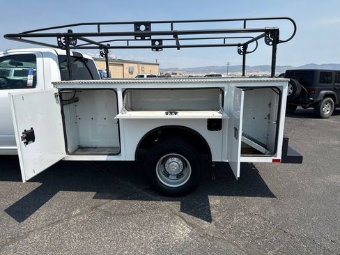 Used 2019 RAM 3500 Tradesman AWD/4WD image 11