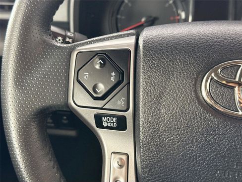 Certified 2024 Toyota 4Runner SR5 AWD/4WD image 16