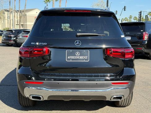 New 2026 Mercedes-Benz GLB 250 GLB 250 image 17