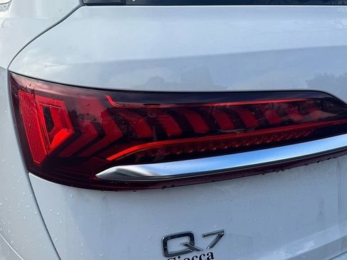 Used 2024 Audi Q7 3.0T Premium Plus image 15