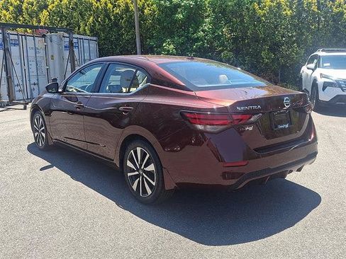 Certified 2023 Nissan Sentra SV w/ SV Premium Package FWD image 5