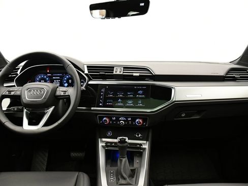 Used 2025 Audi Q3 2.0T Premium Plus w/ Premium Plus Package image 20