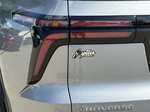 New 2026 Chevrolet Traverse LT w/ Driver Confidence Package image 6