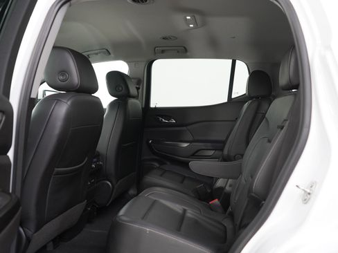 Used 2023 GMC Acadia SLT AWD/4WD image 20