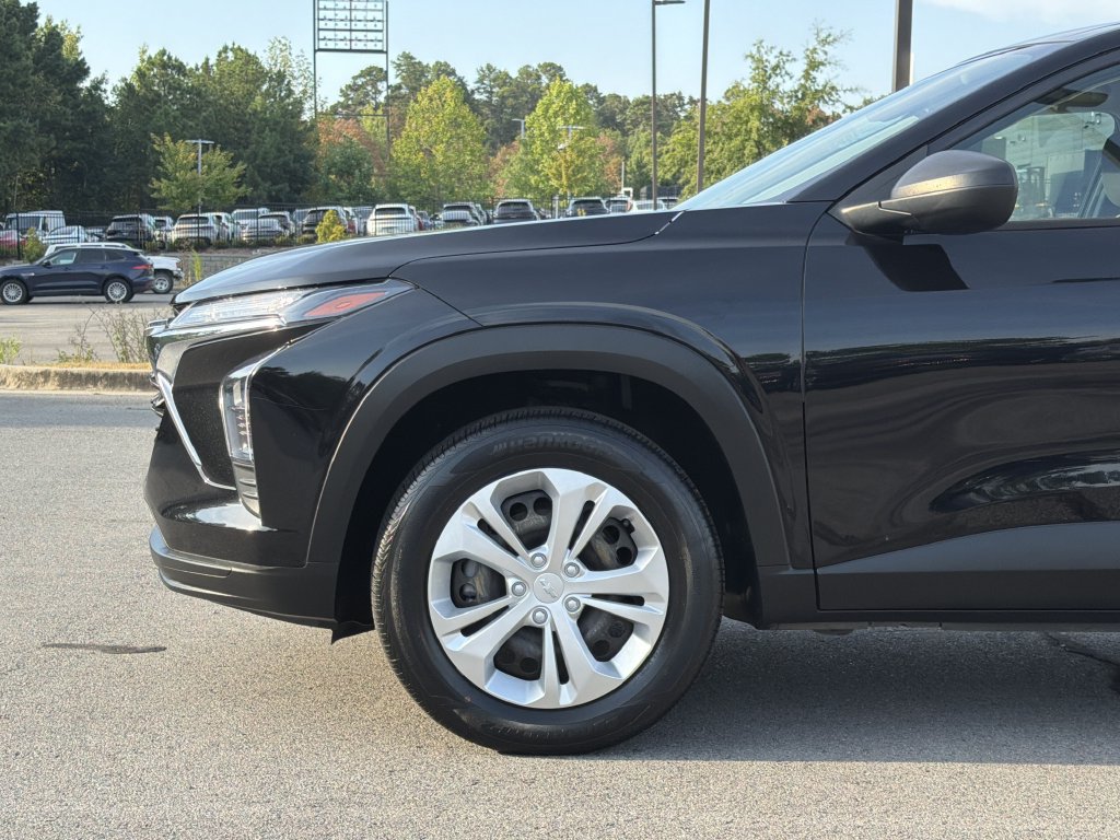 Used 2024 Chevrolet Trax LS FWD image 9