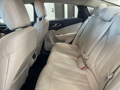 Used 2015 Chrysler 200 C w/ Navigation & Sound Group I image 20