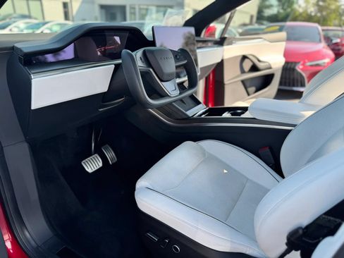Used 2022 Tesla Model X Plaid AWD/4WD image 10