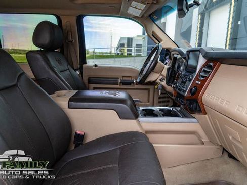 Used 2015 Ford F350 King Ranch w/ FX4 Off-Road Package AWD/4WD image 23