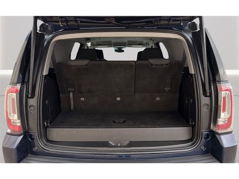 Used 2018 GMC Yukon SLE w/ SLE Value Package AWD/4WD image 30