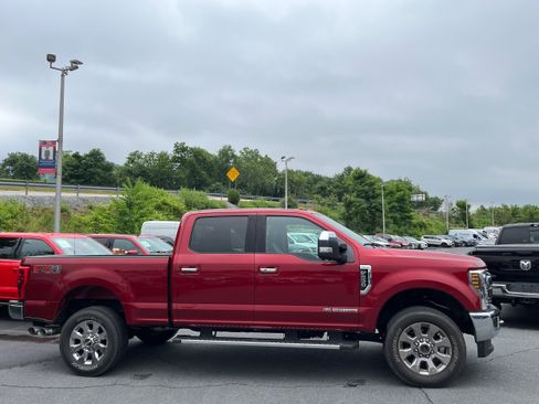 Used 2018 Ford F250 Lariat w/ Lariat Ultimate Package AWD/4WD image 5