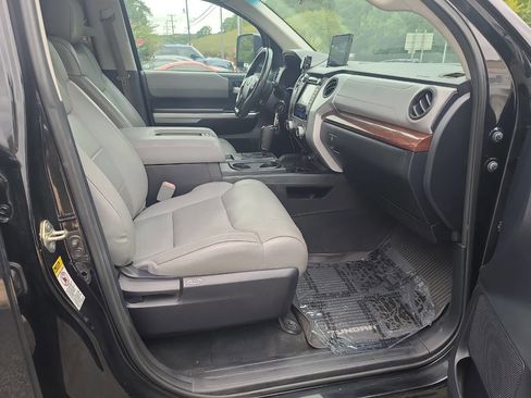 Used 2014 Toyota Tundra Limited image 33