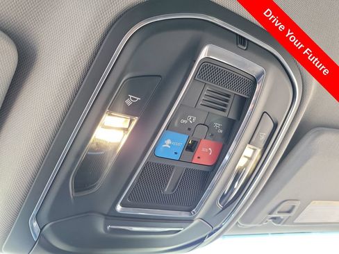 Used 2023 Jeep Grand Cherokee L Laredo RWD image 15