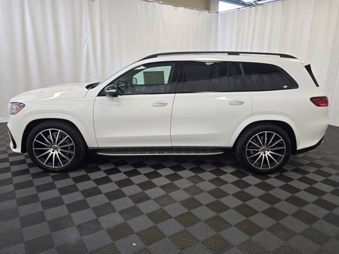 New 2025 Mercedes-Benz GLS 580 4MATIC image 3