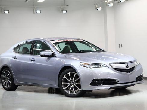 Used 2015 Acura TLX V6 SH-AWD w/ Technology Pkg image 2