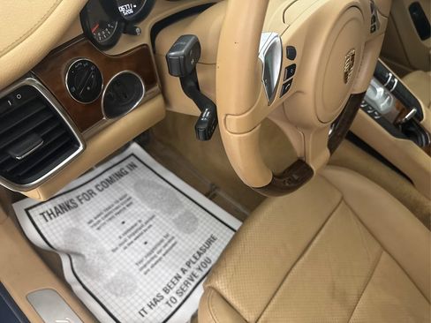 Used 2012 Porsche Panamera 4 image 32