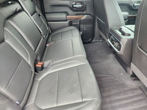 Used 2021 GMC Sierra 1500 SLT AWD/4WD image 32