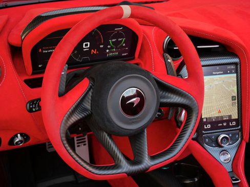 Used 2022 McLaren 765LT RWD image 9