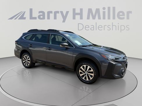 Used 2024 Subaru Outback AWD/4WD image 7