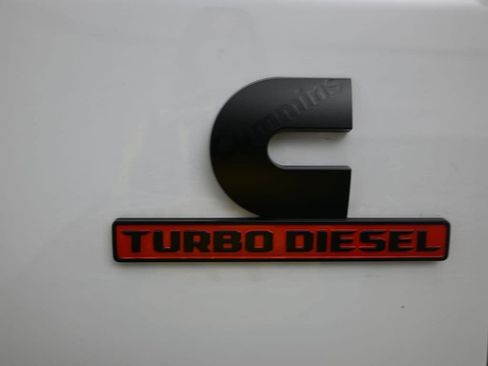 New 2024 RAM 2500 Laramie w/ Night Edition image 29