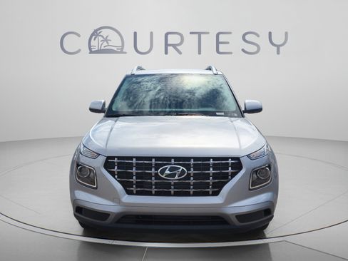 New 2026 Hyundai Venue SEL FWD image 8
