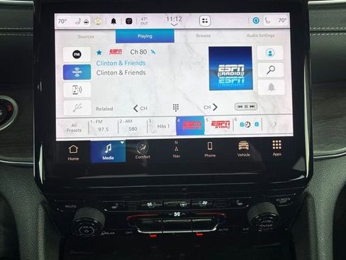 Used 2023 Jeep Grand Cherokee Overland w/ MOPAR Finishing Package image 16