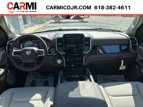 New 2026 RAM 1500 Laramie AWD/4WD image 46