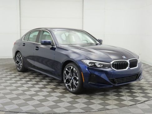 New 2026 BMW 330i Sedan w/ Premium Package image 3