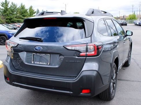 Used 2025 Subaru Outback Onyx Edition AWD/4WD image 5