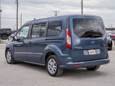 Used 2022 Ford Transit Connect XLT image 7
