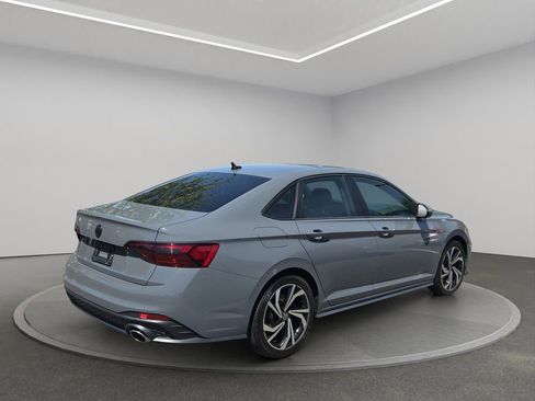 Used 2022 Volkswagen Jetta GLI Autobahn FWD image 6