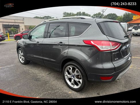 Used 2015 Ford Escape Titanium FWD image 5