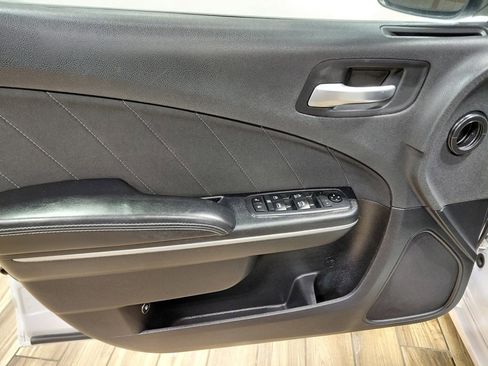 Certified 2019 Dodge Charger SXT w/ Cold Weather Package image 46