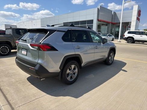 Used 2025 Toyota RAV4 XLE w/ Convenience Package AWD/4WD image 7