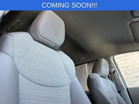 Used 2022 Toyota Sienna LE FWD image 19