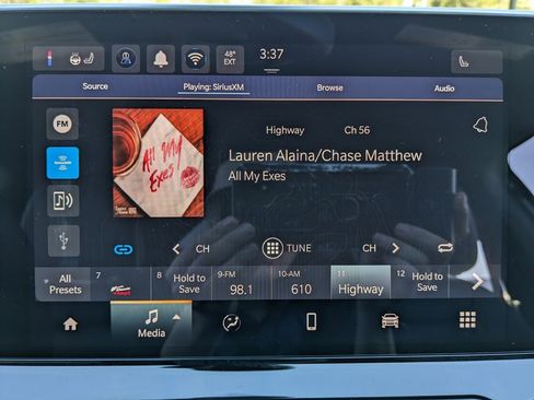 New 2026 Jeep Compass Latitude image 26