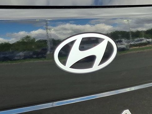 Used 2026 Hyundai Santa Fe SEL AWD/4WD image 28