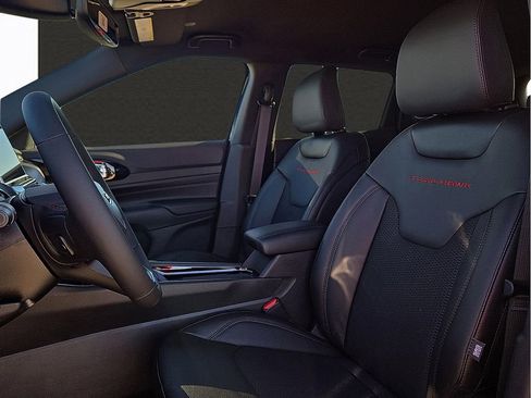 New 2026 Jeep Compass Trailhawk image 12