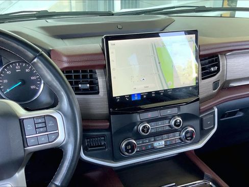 Certified 2022 Ford Expedition Limited AWD/4WD image 6